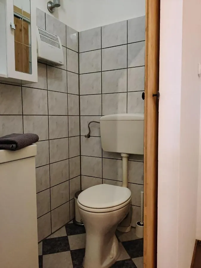 Nice Apartment Vienne
